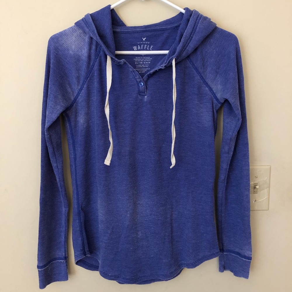 Vintage AE lightweight waffle hoodie